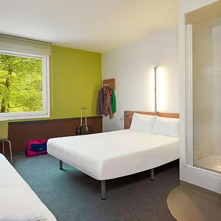 Ibis Budget Stadion فندق